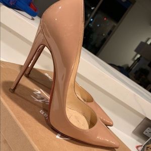 Christian Louboutin so kate 38.5 nude